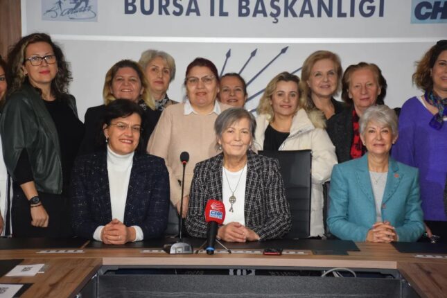 CHP İL KADIN KOLLARI BAŞKANI OKUMUŞ: BİZ KADINLAR İÇİN EŞİTLİK MÜCADELESİ, BİR HAK MÜCADELESİDİR