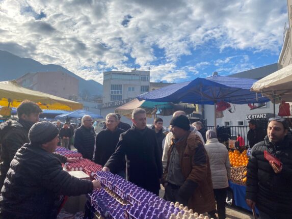 CHP Yıldırım Pazarın Tozunu Aldı!