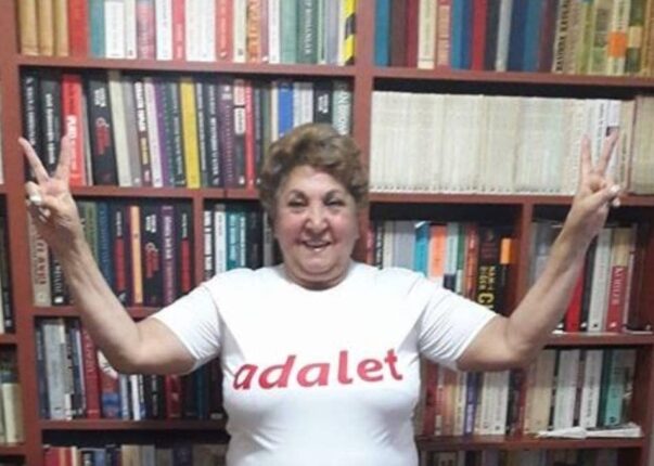 İKİYÜZLÜLÜK, SAHTECİLİK, AYNI ATMOSFER VE ORTAMDA SİYAH BEYAZ SAHTE YAŞAMLAR YORDU BIKTIRDI BİZLERİ…