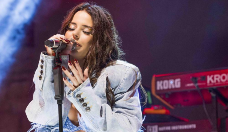 SİMGE HAYRANLARINA GÖZ ALICI BİR SAHNE ŞOVU HAZIRLIYOR