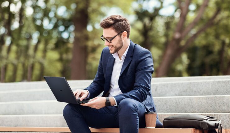 Yapay zeka ile güçlendirilmiş yeni ExpertBook B5