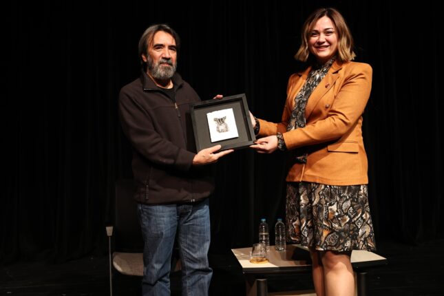 ZEKİ DEMİRKUBUZ ‘HAYAT’I ANLATTI