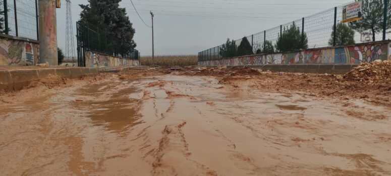 ÖĞRENCİLERİMİZİN VE ÖĞRETMENLERİMİZİN ÇEKTİĞİ BU EZİYET ARTIK BİR SON BULMALI…