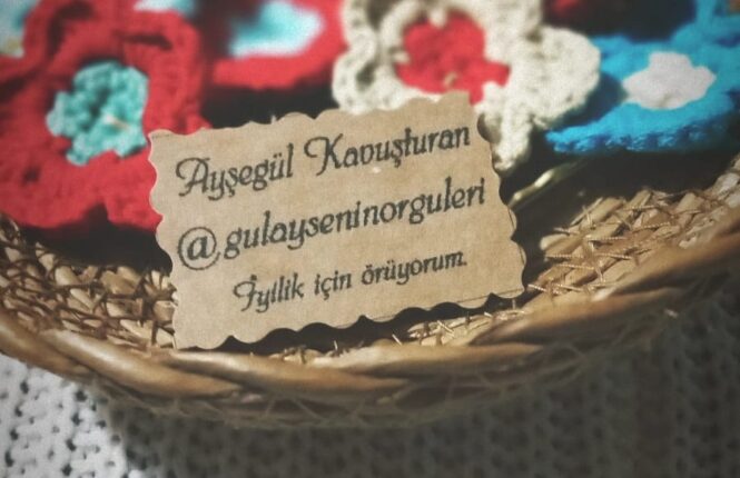 İYİLİK İÇİN ÖRÜYORUM