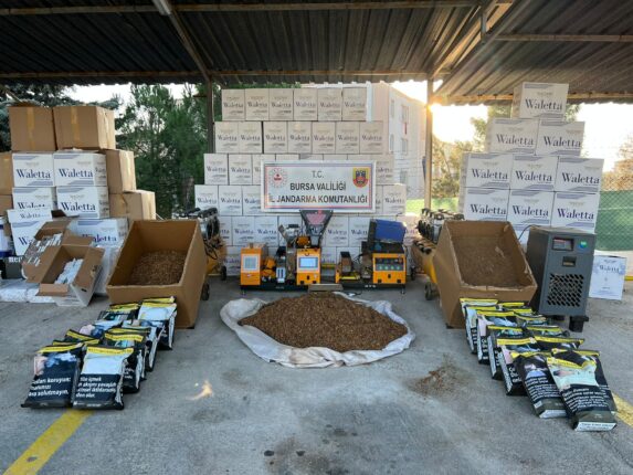 JANDARMADAN TÜTÜN KAÇAKÇILARINA OPERASYON