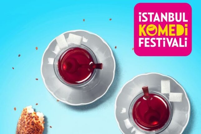 SEDEF İYBAR, SAFFET EMRE TONGUÇ VE SERDA BÜYÜKKOYUNCU ÖZEL BİR GÖSTERİ İLE İSTANBUL KOMEDİ FESTİVALİ’NDEYDİ