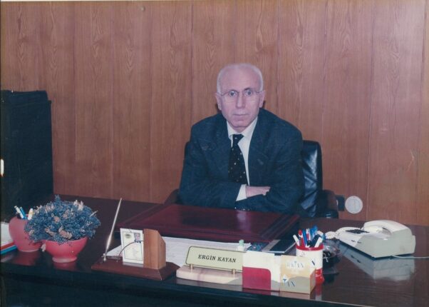 Bursa’nın Eğitim Çınarı Ergin Kayan Aile Kabristanında Dualarla Anıldı…