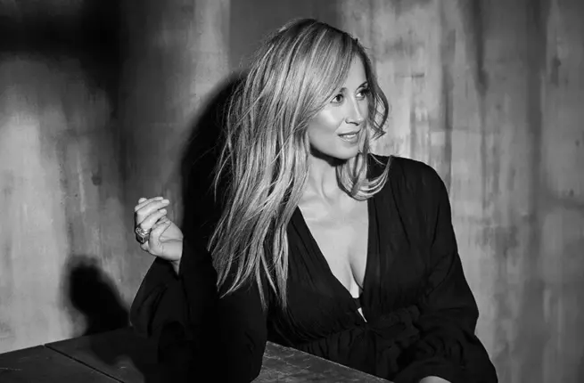 LARA FABIAN BÜYÜLÜ SESİYLE BİR KEZ DAHA İSTANBUL’DA