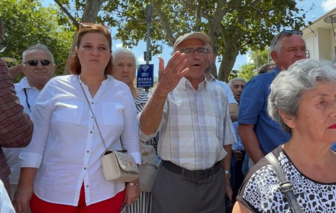 Bakan Yasalara Uymakla Yükümlüdür