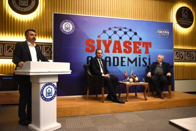 YILDIRIM SİYASET AKADEMİSİ BAŞLADI
