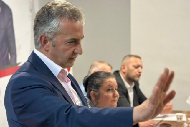 Üniversite Öğrencilerini Cemaatlerin Kucağına Atmayacağız!