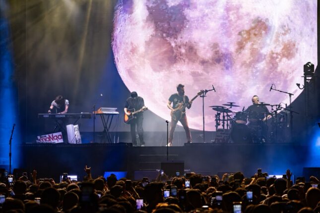 maNga AZERBAYCAN’IN BAŞKENTİ BAKÜ’DE GÖNÜLLERİ FETHETTİ