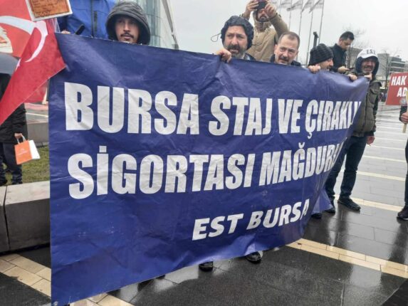 Bursa Staj ve Çırak Mağdurları: Hükümete Sesleniyoruz Duyun Sesimizi Artık!