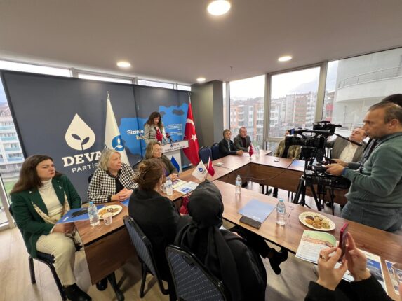 DEVA Partisi Nilüfer Belediye Başkan Adayı Nilüfer Akçakoca Demir’den Vizyon Dolu Projeler!