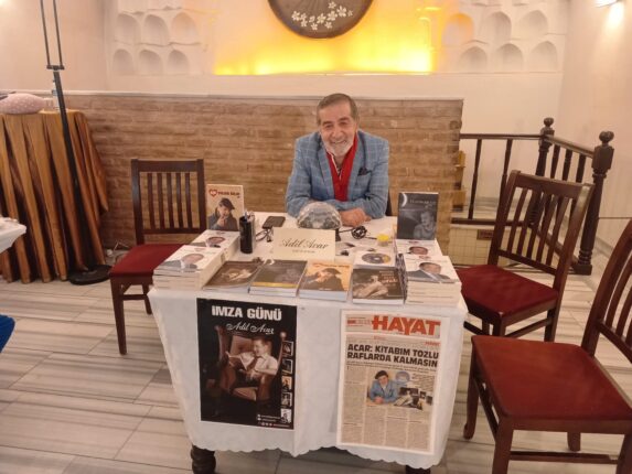 Ömrünü Şiir’e ve Sanat’a Adadı!