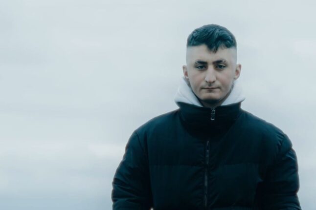 Rapçi Sabo,  Sokak kültürünü ve yaşanılan gerçek olayları yansıtmasıyla dikkatleri çekiyor!