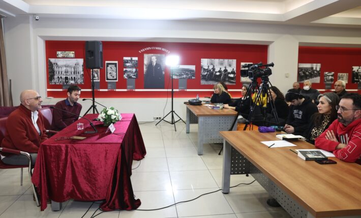 EDEBİ KAZILAR’DA YENİ YILIN İLK KONUĞU HÜKÜMENOĞLU OLDU