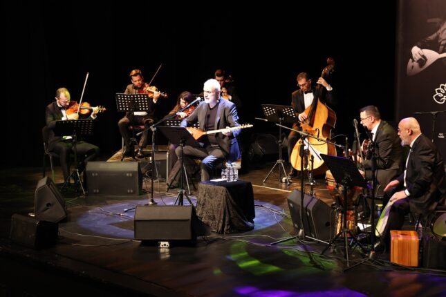 AŞIK VEYSEL ESERLERİYLE ANILDI