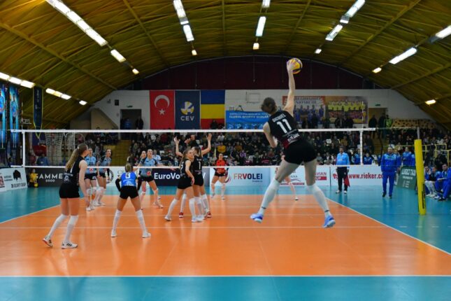 NİLÜFER’İN SULTANLARI AVRUPA’DA TUR KAPISINI ARALADI