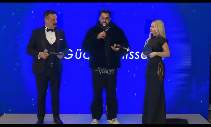 Dj Şevket Öndaş Yılın En Dikkat Ceken Parlayan Dj’yi seçildi!