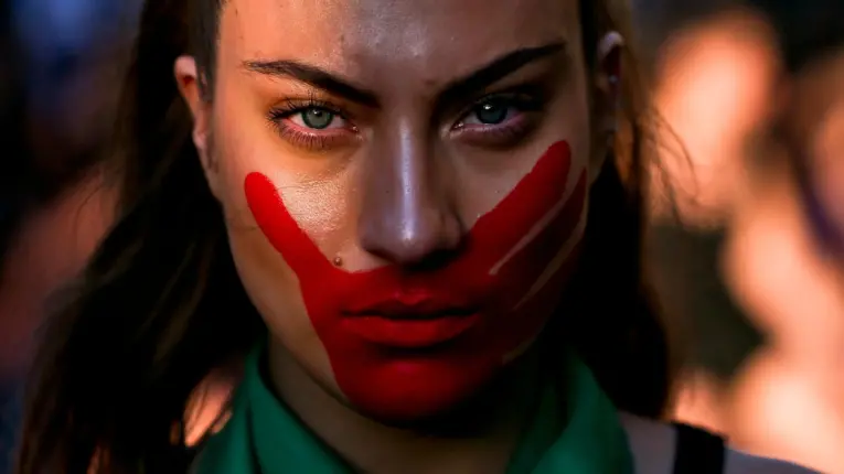 Şiddet gören kadınlar için sağlık sistemine 10 öneri