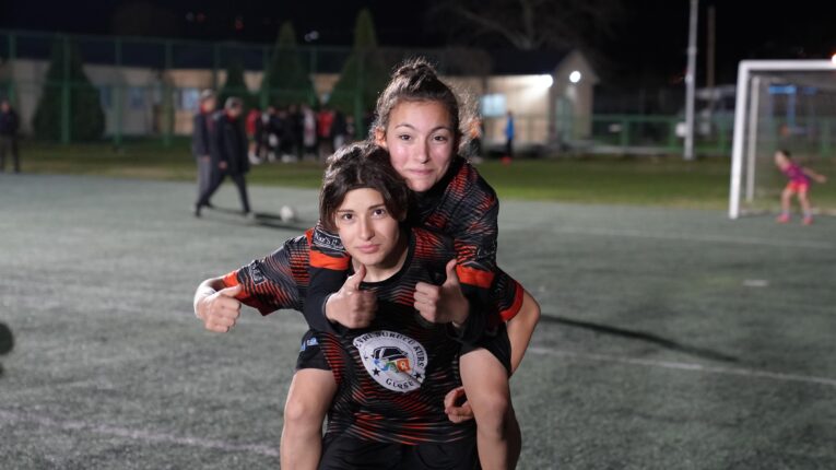 GÜRSU’NUN KADIN KRAMPONLARINA BAŞKAN’DAN TAM DESTEK