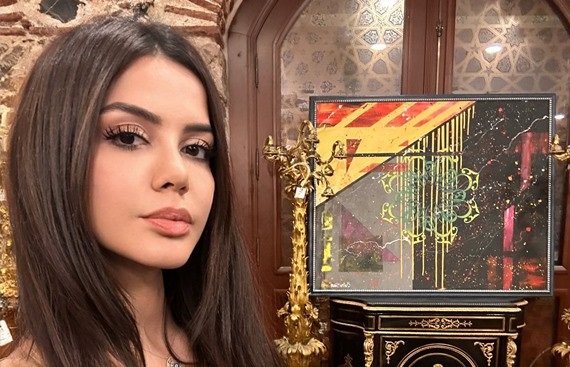 ÖZGE SARI’NIN SANAT YOLCULUĞU