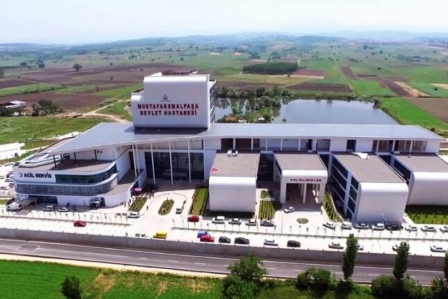 Mustafakemalpaşa Devlet Hastanesi’nde “Haremlik Selamlık” Uygulamasına “Zafer” Çıkışı!