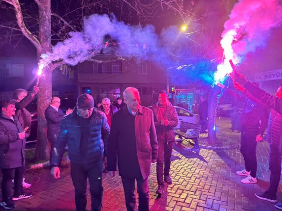 Şükrü Erdem: “Kırmızı kart gösterme zamanı”