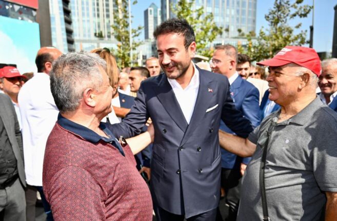 Alevilerin “yol düşkünü” ilan ettiği CHP’li başkan yetiştiği ilçede 4 gol yedi!