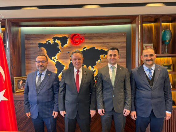 “BÜYÜK BİRLİK PARTİSİ’NDEN  BURSA   BÜYÜKŞEHİR’DE   CUMHUR’A TAM DESTEK”