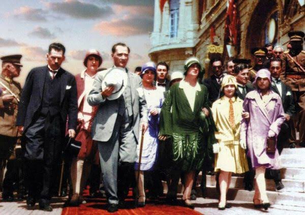 Medeni kanun erkeği korur. Medeni kanun çocuğu korur. Medeni kanun toplumu korur ve geliştirir