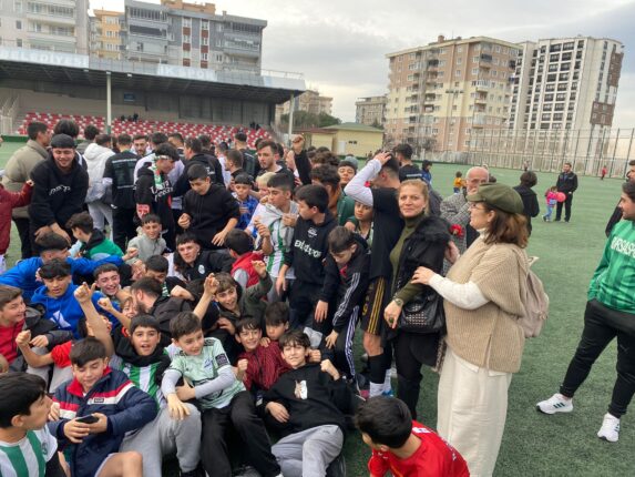 KADINLAR, YEREL YÖNETİMLERDE SÖZ SAHİBİ OLMAKTA KARARLI