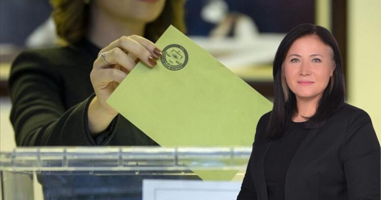 Siyasette yeniden ‘bıyıklı’ tartışması: Çankaya DP Belediye Başkan Adayı İrem Taşpınar kesilen pankartlarına isyan etti