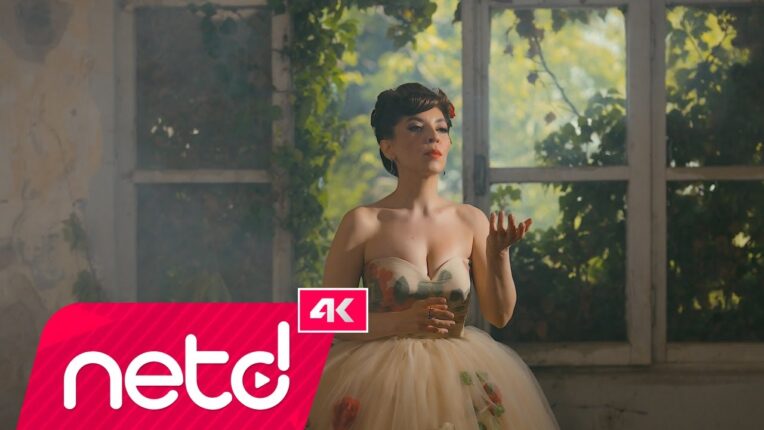 Ünlü soprano GÜNAY ACAR albümünün dünya prömiyerini 23 Şubat’ta İstanbul Süreyya Operası’nda yapıyor.