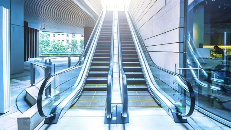 Yürüyen merdiven arızaları bıktırdı!