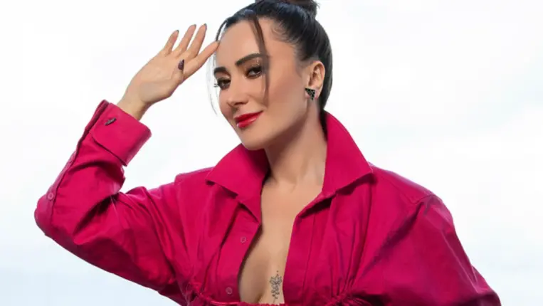 Tuğba Ünal’dan tek kişilik oyun