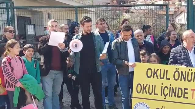‘Devlet okulları kaderine terk edilmiş’