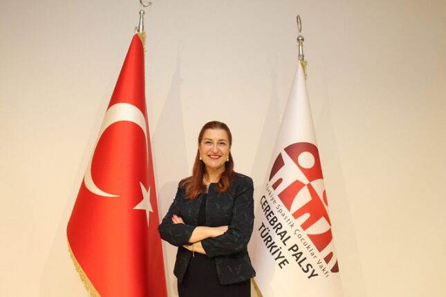 “TÜRKİYE’NİN KARŞI KARŞIYA OLDUĞU SORUNU GERÇEK ANLAMDA GÖREN TEK POLİTİKACI PROF. DR. ÜMİT ÖZDAĞ’DIR