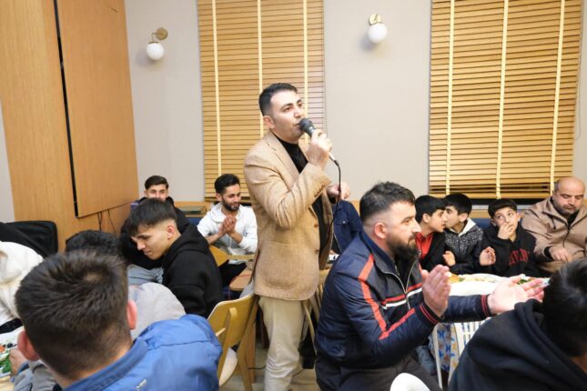 HAŞİM ÖZTÜRK GÜRSULU GENÇLERLE SAHURDA BULUŞTU