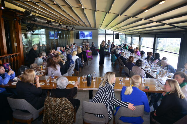 ‘Yüz Güldüren Anneler’den  ‘huzur’ veren buluşma