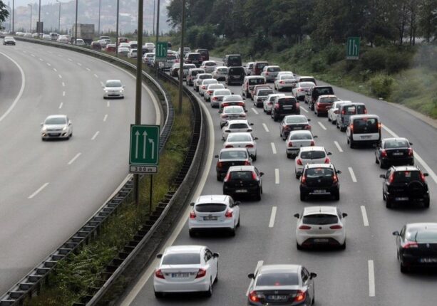 Deviren, “Yapacağımız tır garajıyla trafik sorununu çözeceğiz”