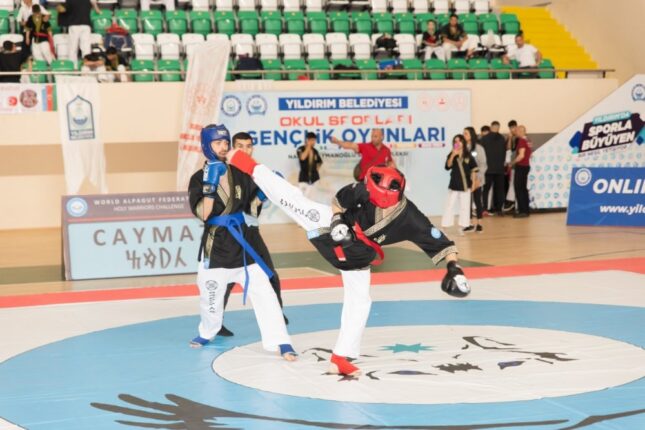 Türkiye Şampiyonası Büyük İlgi! Alpagut Meşalesi Ankara’da Yandı!