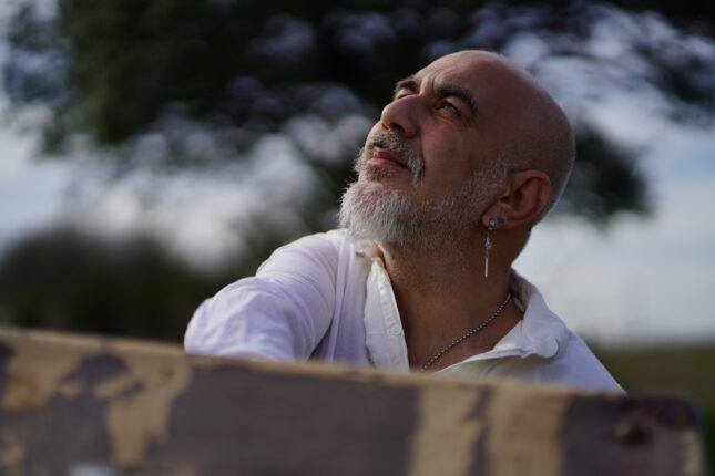 Kadri Karahan’dan Yola Devam Şarkısı: Gençliğimin Ağacı