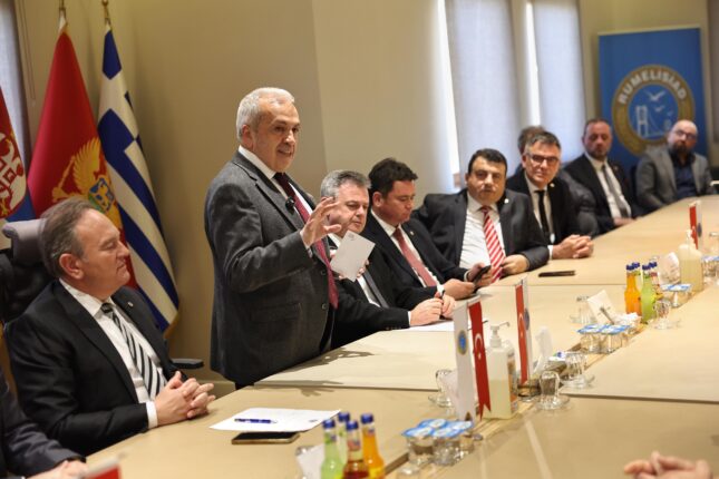 Özdemir: Nilüfer’de yeni bakış açılarına ihtiyaç var