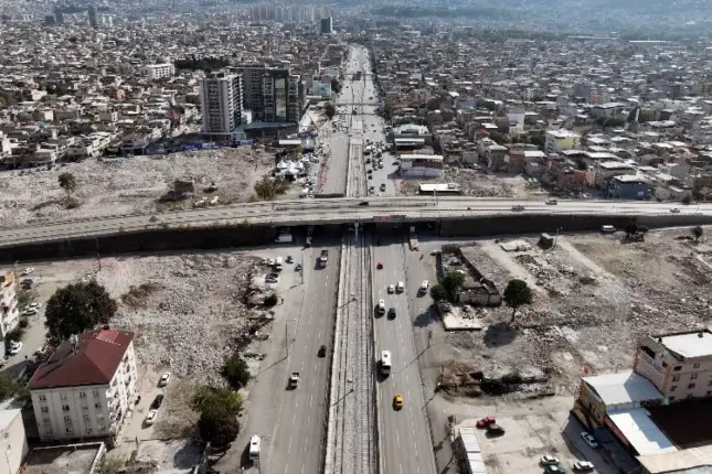 Zaman Kaybetmeden Derhal Bulvarların Bağlantı Yolları Açılmalı!