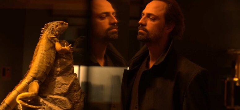 KAAN MÜJDECİ’NİN CESUR FİLMİ “İGUANA TOKYO” JAPONYA’DA VİZYONA GİRDİ!