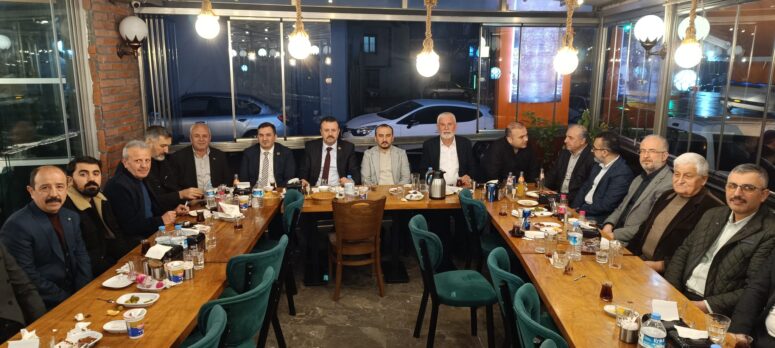 KONYALI İŞ ADAMININ GELENEKSELLEŞEN İFTAR BULUŞMALARI DEVAM EDİYOR.