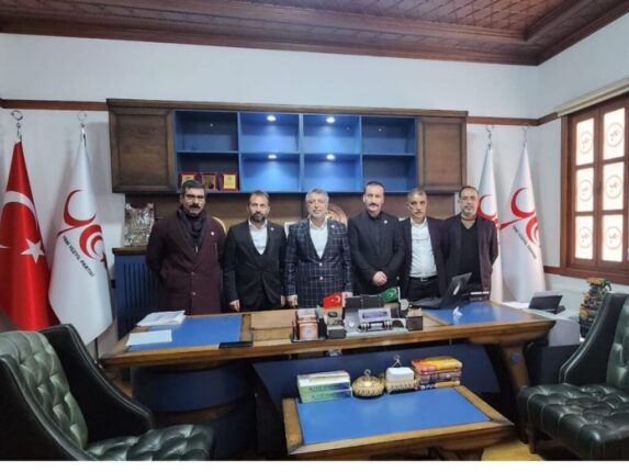 Yeni Yüzyıl Partisine Katılımlar Devam Ediyor