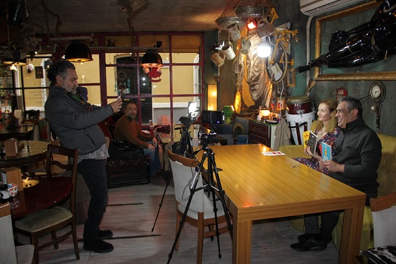 EGE’DEN VERYANSIN ARABESK PUL BİBER GİBİ